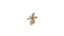 Load image into Gallery viewer, Silver Orchid Ring with Opal
