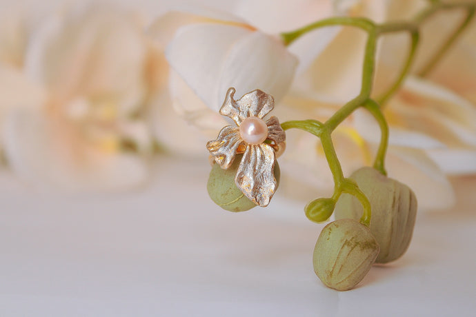 Four Petals Flower Ring with Pearl