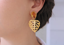 Load image into Gallery viewer, Nila Earrings
